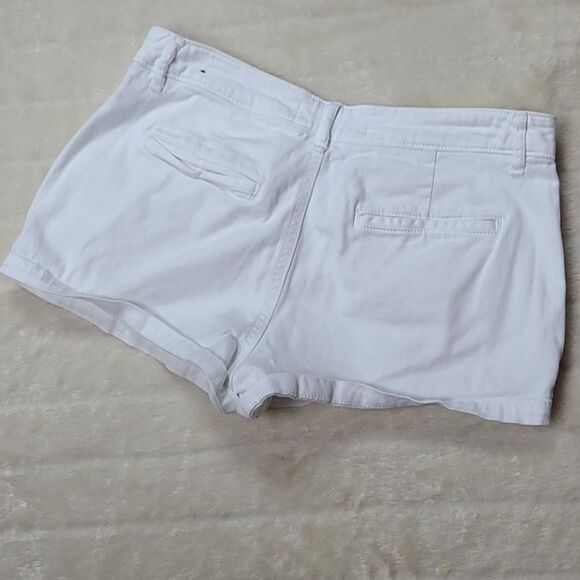 Abercrombie & Fitch Solid White Chino Shorts Size 2/26 Casual Preppy A+F - Picture 3 of 8